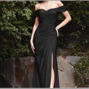 BLACK OFF THE SHOULDER STRETCH EVENING GOWN cd1050